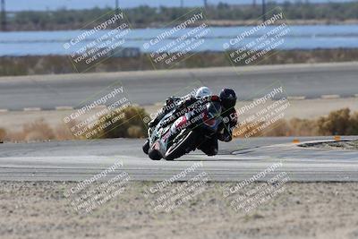 media/Nov-16-2025-Race Pace (Sun) [[8c5fa54630]]/Verified Riders/3-Turn 14 (1045am)/